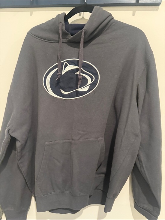 Stadium Athletics Other - Stadium Athletics Gray Pullover Hoodie with Navy Logo